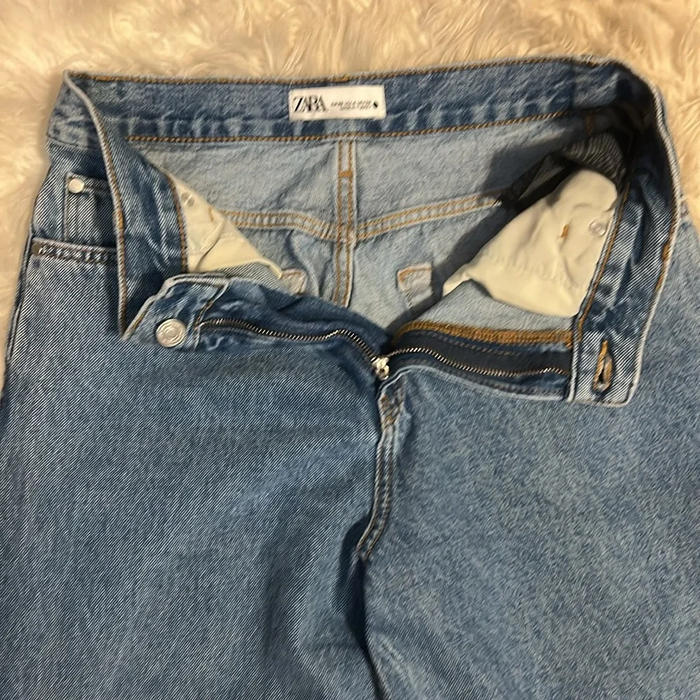 Zara Blue Wide Leg High Waisted Jeans Classic‎ Denim Women’s Size 4